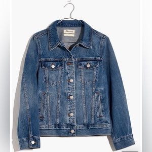 Madewell the Classic denim jean jacket size XL 100% cotton in great condition